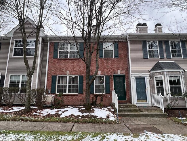 Foto del edificio - 2125 Gunston Ct