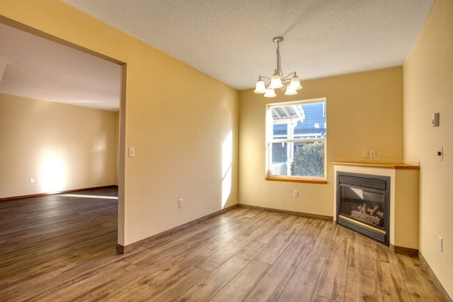 Building Photo - 8321 SW Durham Rd