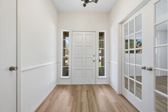 Building Photo - 25407 Lancewood Dr