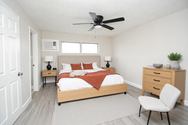 Building Photo - 2515 Yoakum Blvd