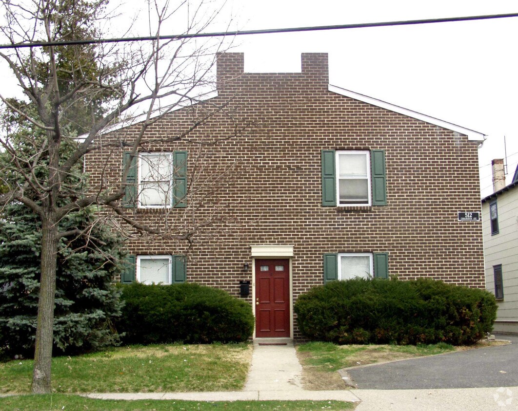 Primary Photo - 510 Cinnaminson Ave