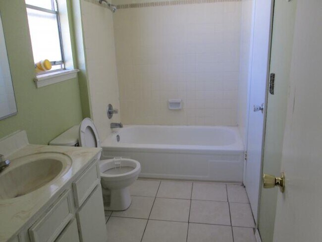 Foto del edificio - 3104 Wayside St