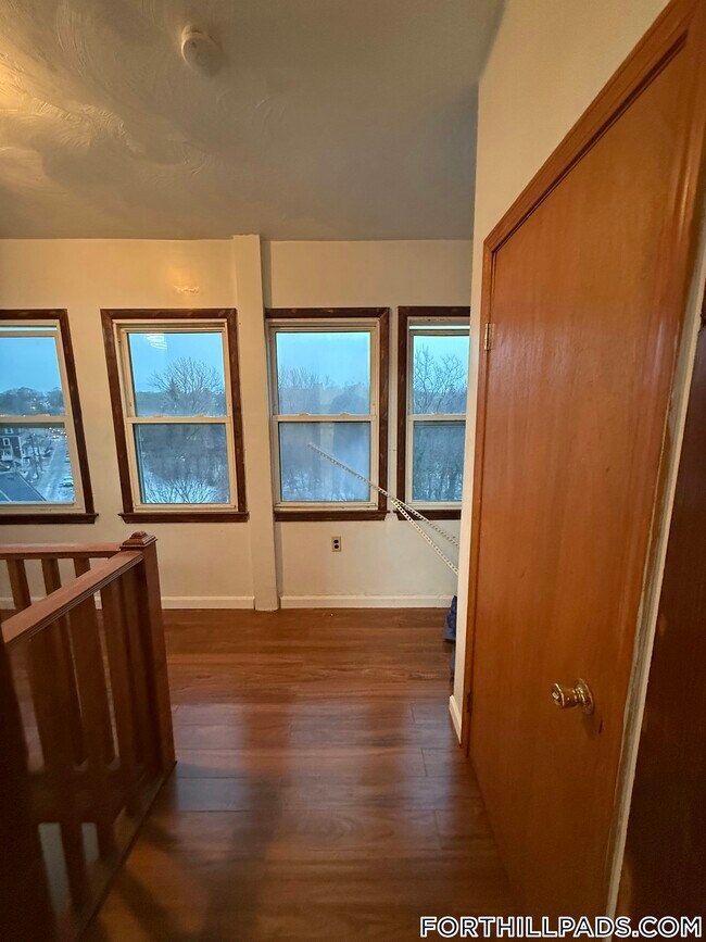 Foto del edificio - 200 Highland St