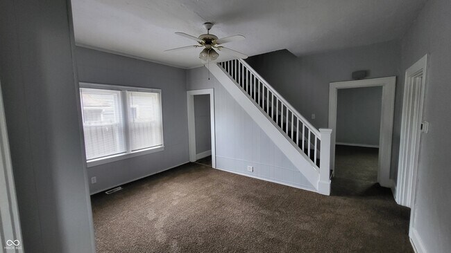 Foto del edificio - 1024 W 13th St