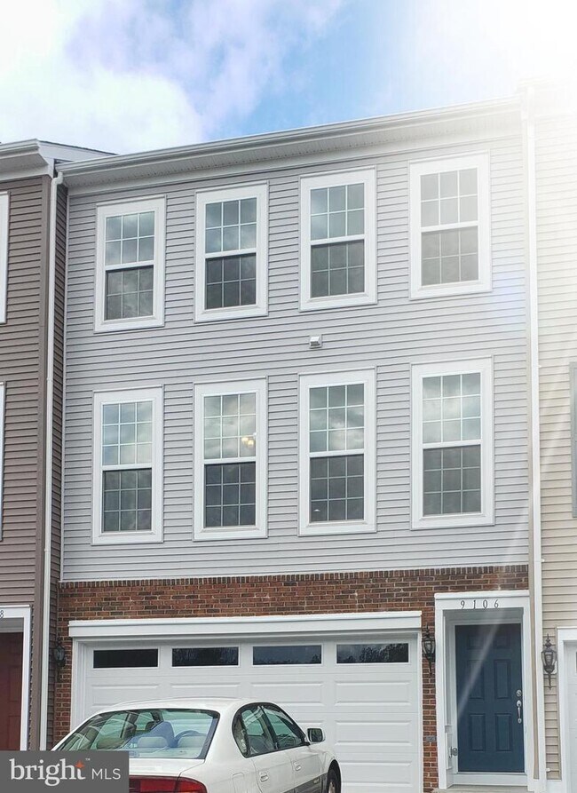 Foto del edificio - 9106 GRAVES Ln