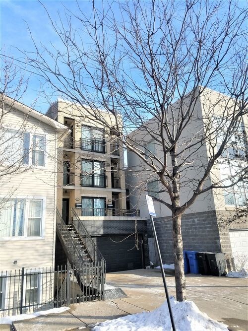 Foto del edificio - 929 N Willard Ct