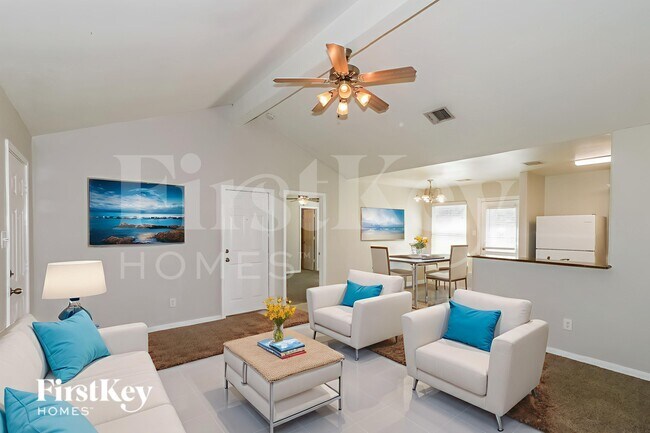 Foto del edificio - 7006 Dawn Bloom Ln