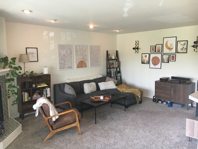Living Room - 2572 14th Ave W
