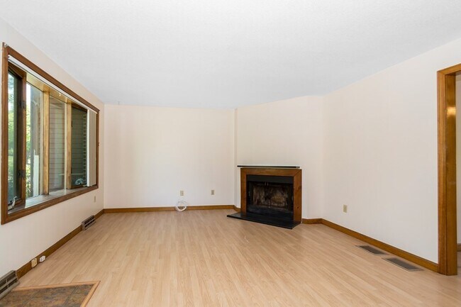 Foto del edificio - 3 Scotty Hollow Dr