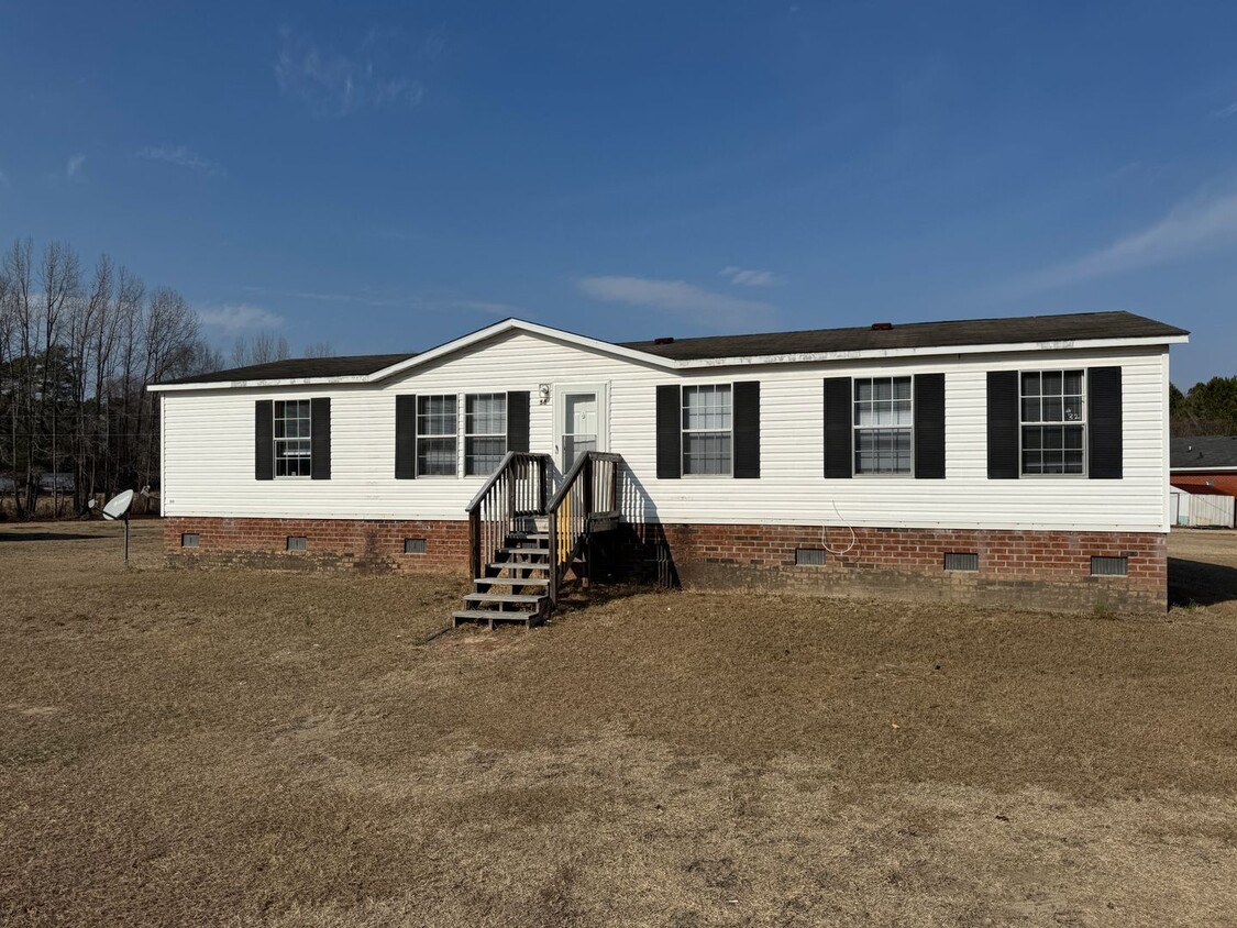 Primary Photo - Double-wide off Hwy 33 East - Section 8 Vo...