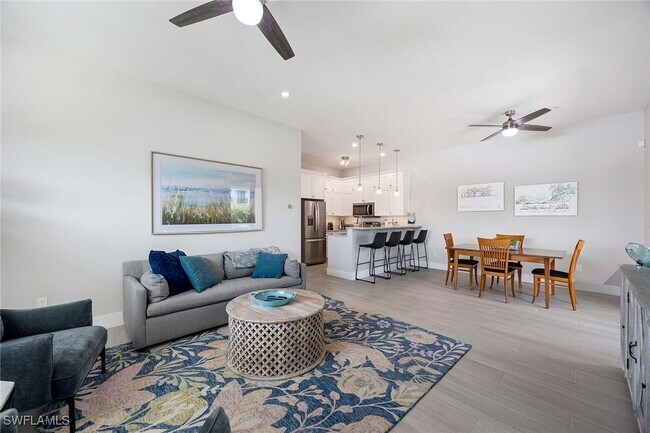 Foto del edificio - 1395 Curlew Ave