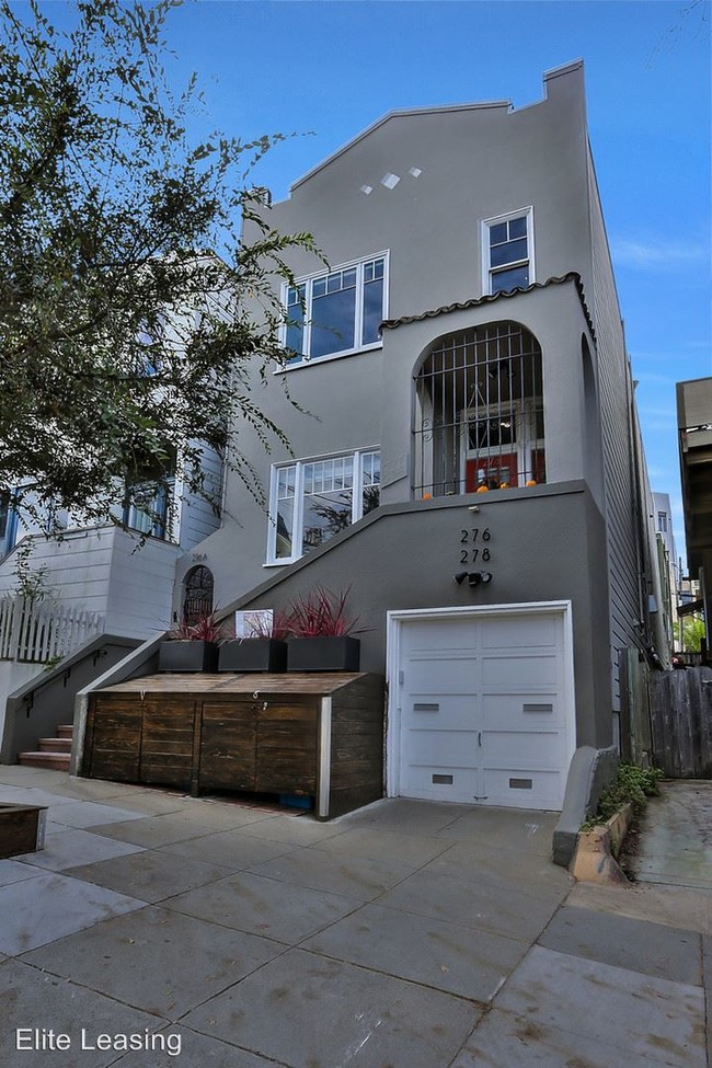 Building Photo - 276 Fair Oaks St
