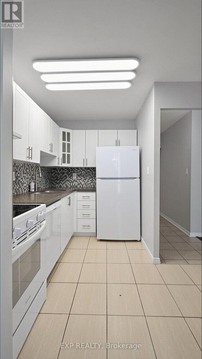 Photo du bâtiment - 145 Hillcrest Ave