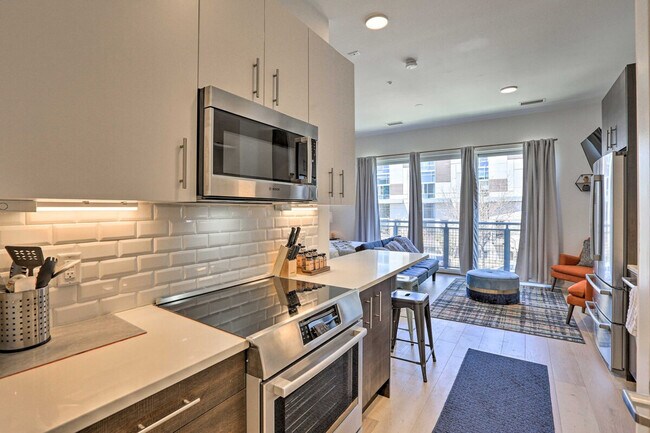 Foto del edificio - 2530 Lawrence St