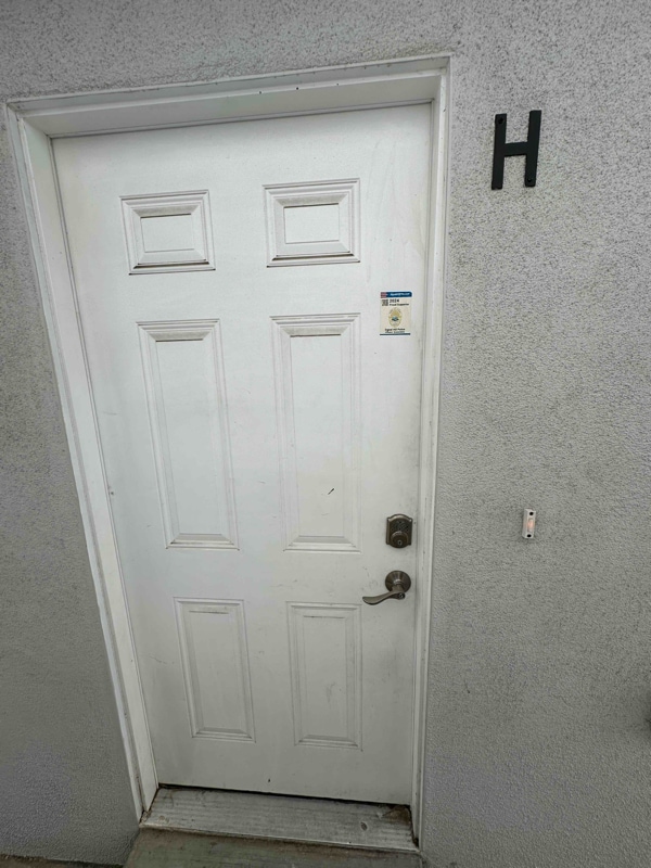 Foto del edificio - 2110 Gaviota Ave