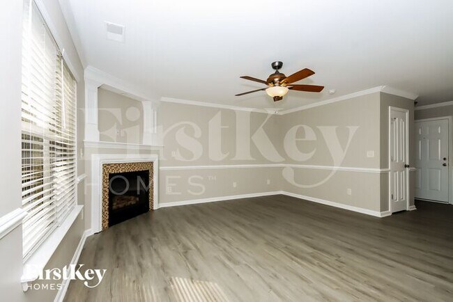 Foto del edificio - 8322 Rolling Meadows Ln