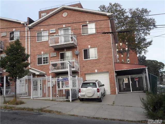 Foto principal - 87-15 164th St