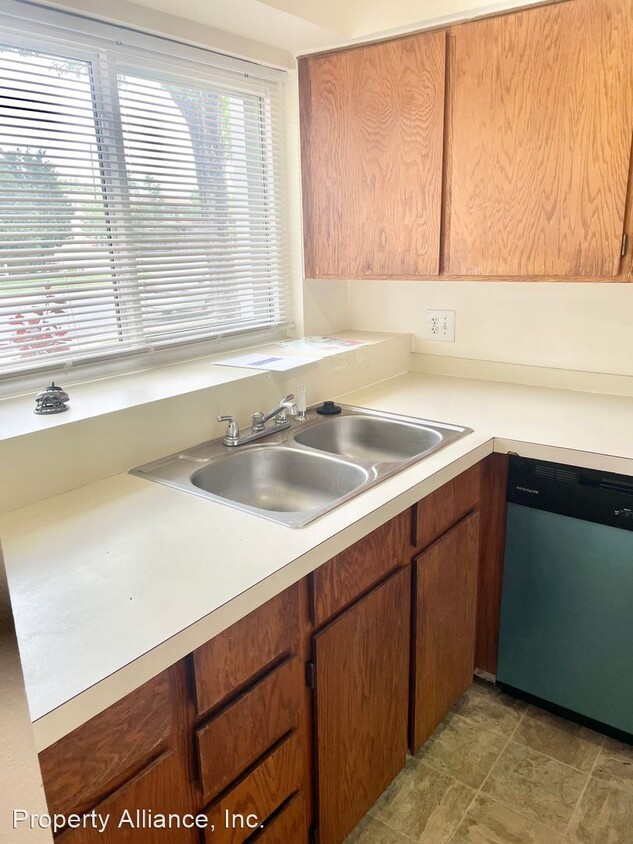 Primary Photo - 2 br, 1.5 bath House - 273 S. Nome Street