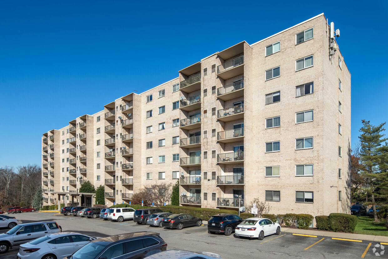 Primary Photo - Columbia Towers Condominium