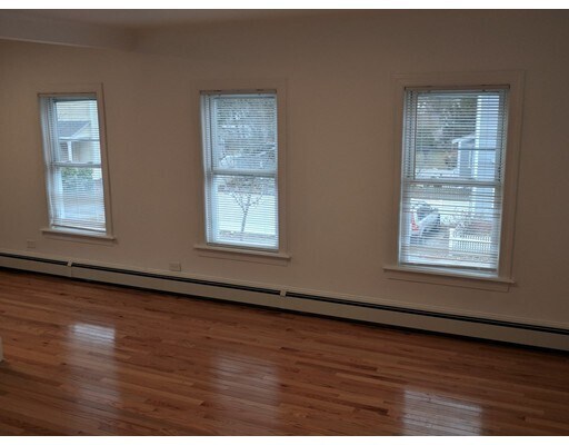 Foto del edificio - 111 Highland St