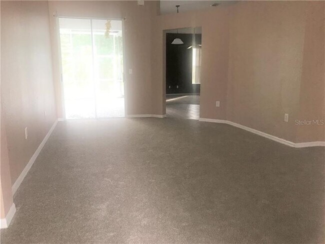Foto del edificio - 3304 Nohlcrest Pl