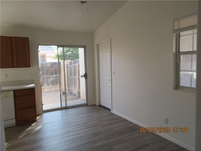 Building Photo - 2619 Crozier Ave