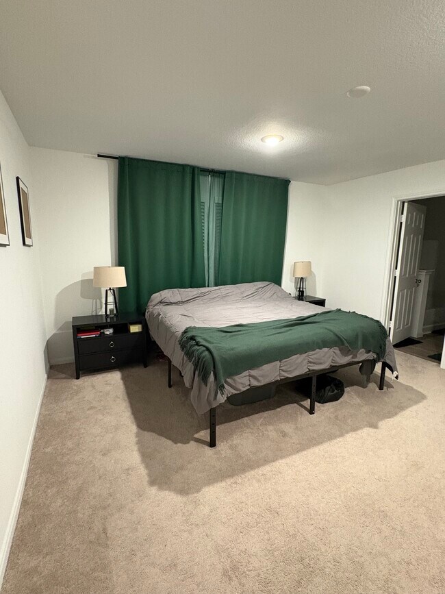Master bedroom - 7306 Madison Commons Ln