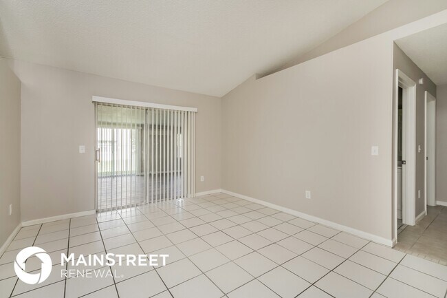 Foto del edificio - 619 Regency Way