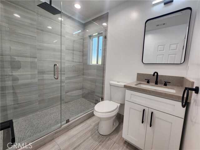 Foto del edificio - 7665 Machrea St