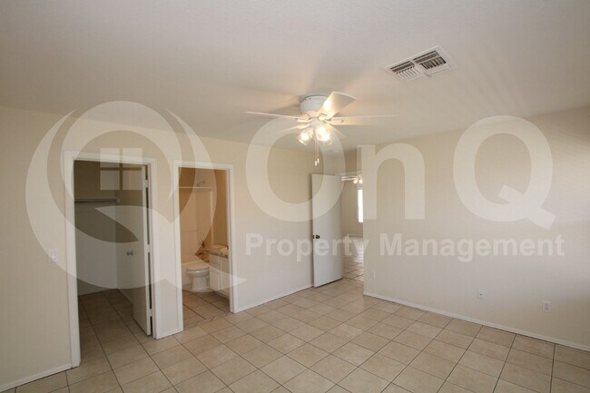 Building Photo - 8141 E Onza Ave