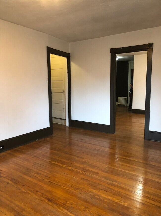 Living Room - 3005 N 3rd St