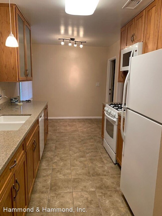 Foto del edificio - 2 br, 1 bath House - 7323 Wish Ave.