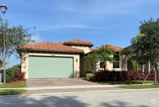 Building Photo - 11263 SW Barton Way