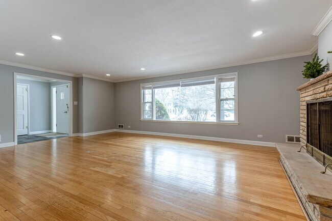 Foto del edificio - 996 Castlegate Ct