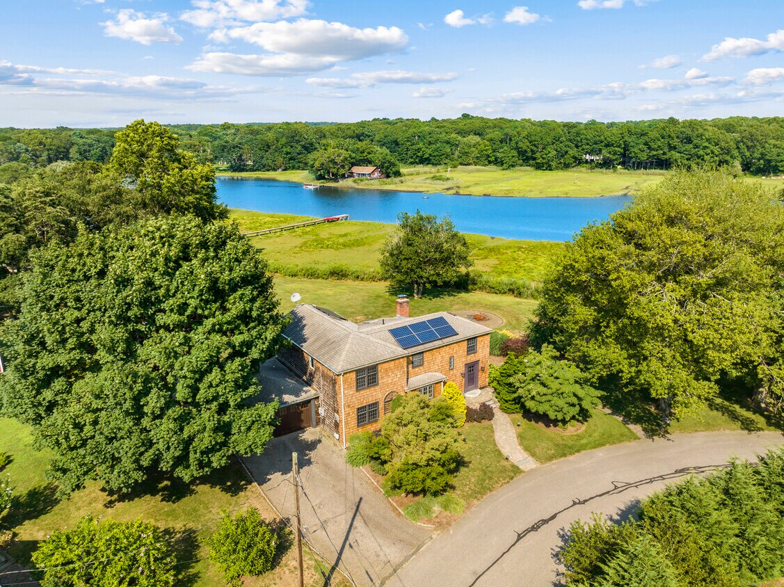 Primary Photo - 20 Homestead Cir