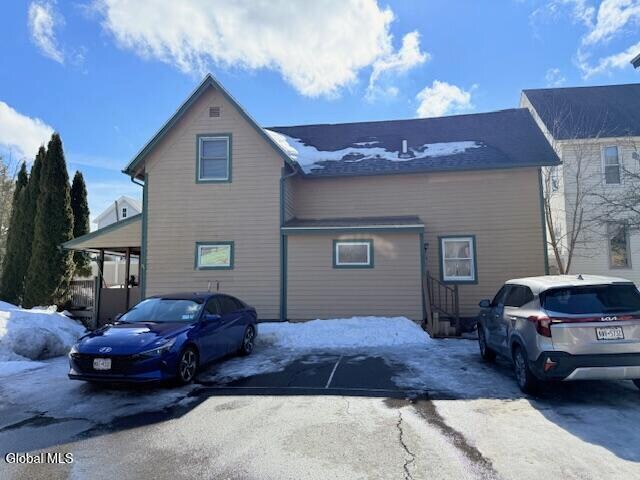 Foto del edificio - 304 S Main St