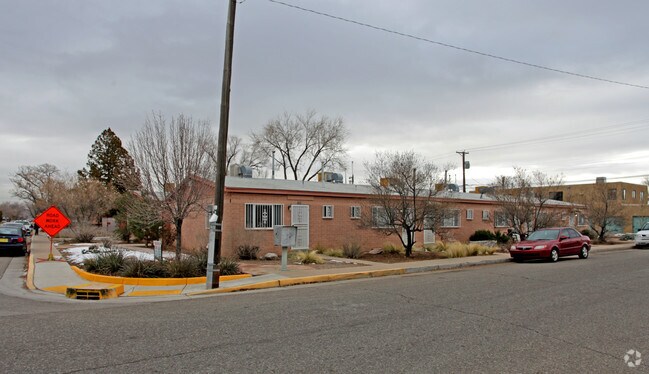 Foto principal - 1120 Lead Ave SW