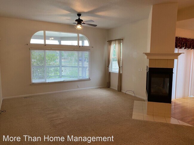 Building Photo - 3 br, 2 bath House - 12180 Pine Top Street