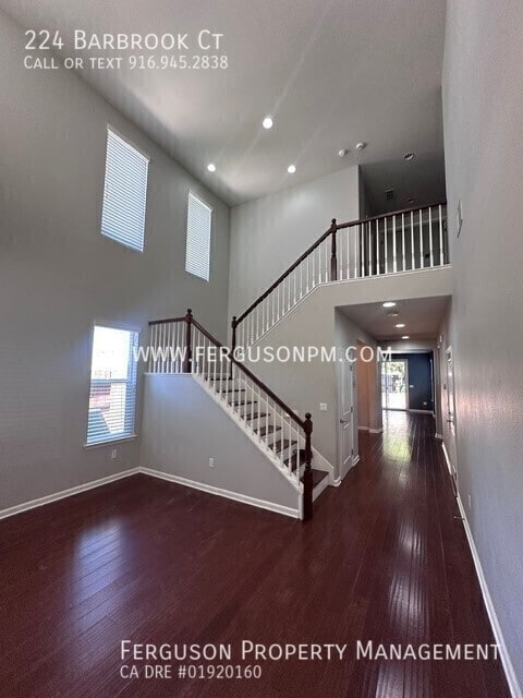 Building Photo - 224 Barbrook Ct