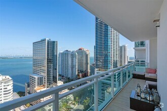 Building Photo - 951 Brickell Ave
