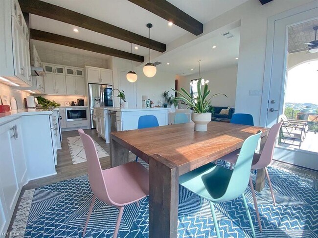 Foto del edificio - 411 Rose Branch Way