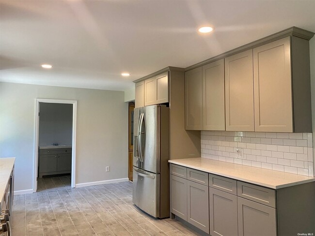 Building Photo - 58 Propose Rd