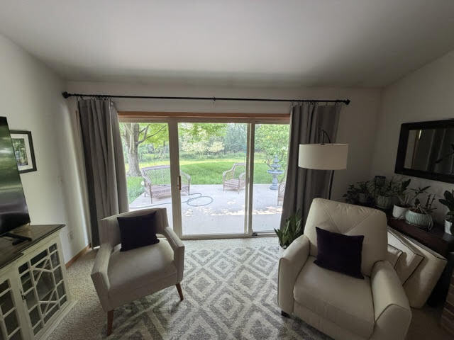 Foto del edificio - 377 Westbrook Dr