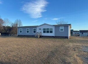 Building Photo - 459 Mason Hill Ln