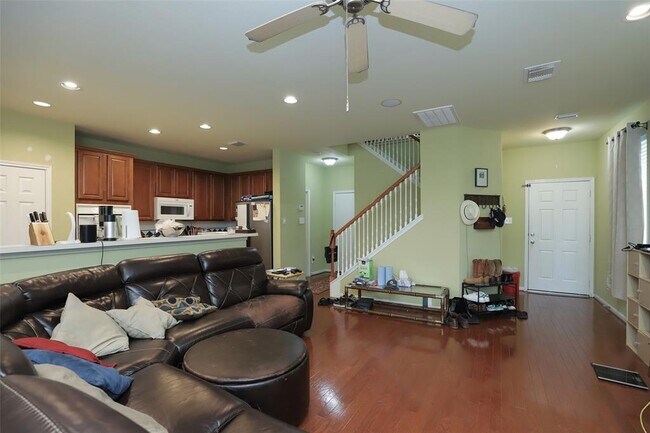 Foto del edificio - 16046 Sweetwater Fields Ln