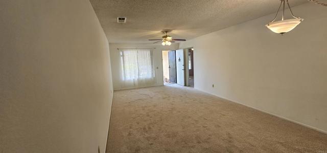 Foto del edificio - 1527 Temple Heights Dr