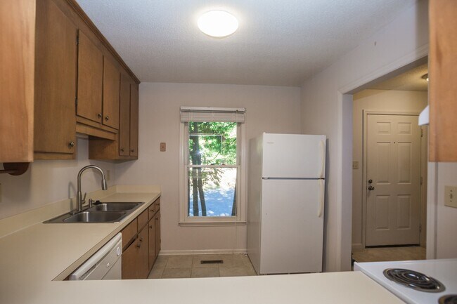 Foto del edificio - Available early July! Adorable 2 bed, 2.5 ...