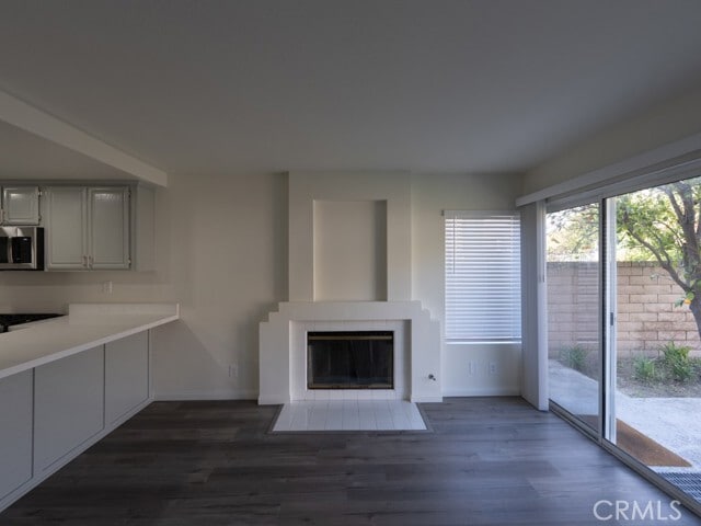 Building Photo - 840 S Orchid Ln