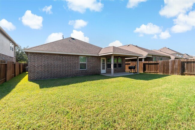 Foto del edificio - 4927 Applewood Crest Ln