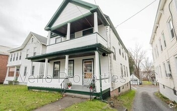 Building Photo - 149 Saratoga Ave